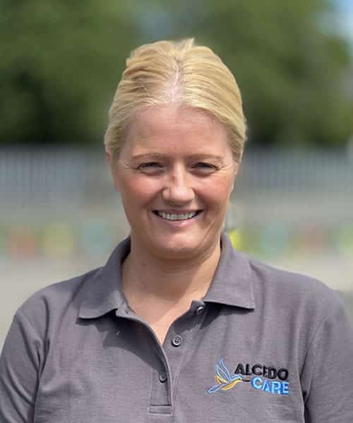 Lynsey Collins - Live-In Care Manager Lynsey Collins - Live-In Care Manager