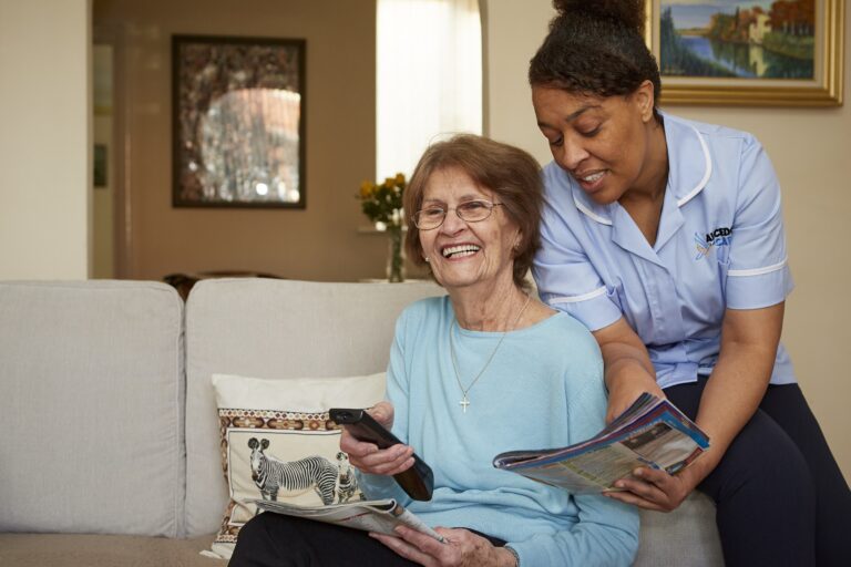 benefits of live in care