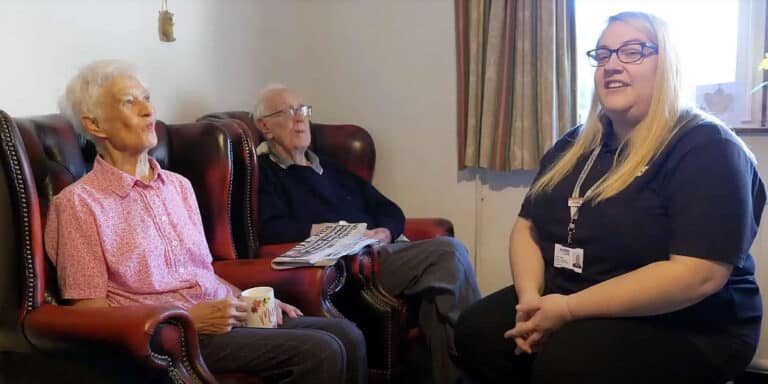 Live-In Care for Couples - the Main Advantages