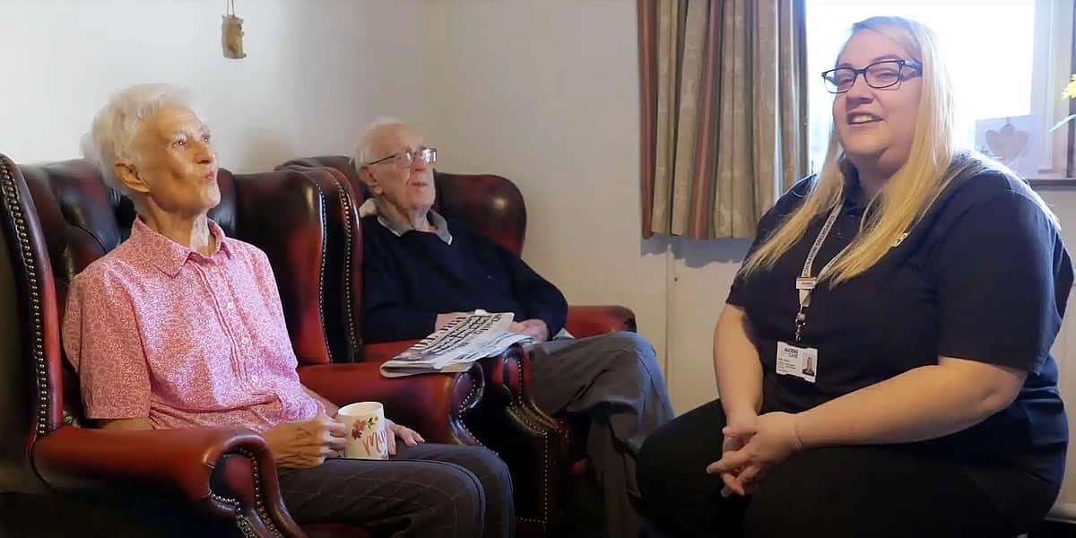 Live-In Care for Couples - the Main Advantages Live-In Care for Couples - the Main Advantages