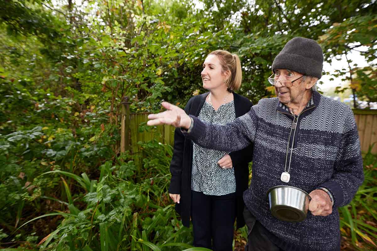 Live-In Care for Dementia by Alcedo Care Live-In Care for Dementia by Alcedo Care