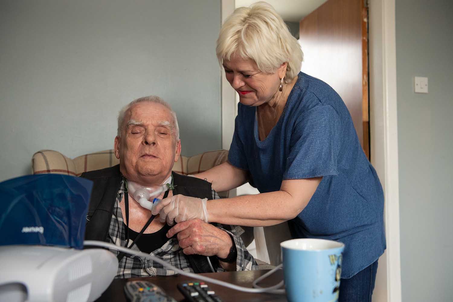 Palliative Live-In Care: comfort, dignity and support at home Palliative Live-In Care: comfort, dignity and support at home