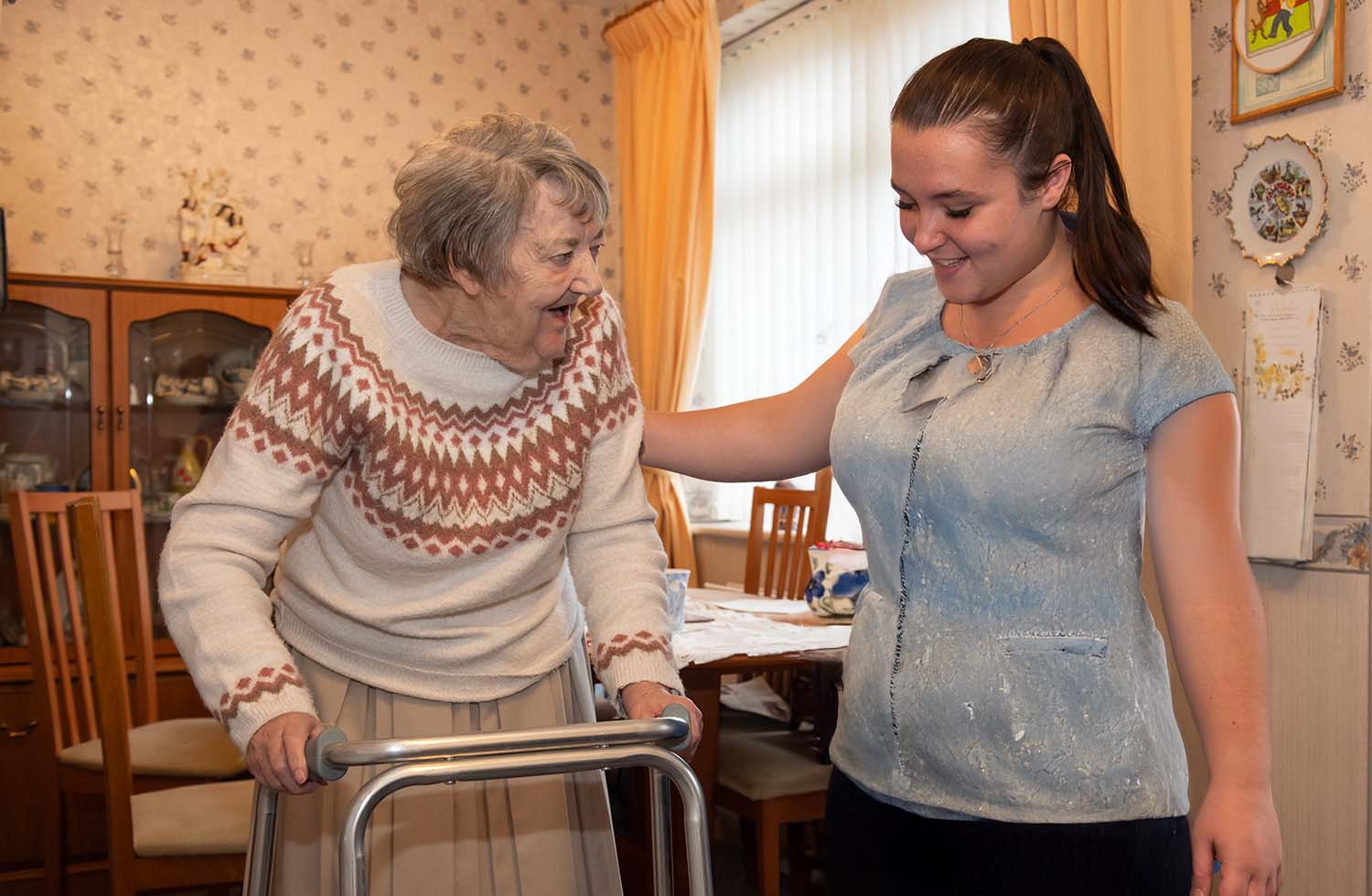 Elderly Live-in Home Care: Compassionate Support for Later Life Elderly Live-in Home Care: Compassionate Support for Later Life