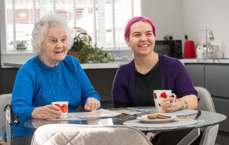 Live-in Care vs Care Homes: Which Is Right for Your Loved One? Live-in Care vs Care Homes: Which Is Right for Your Loved One?
